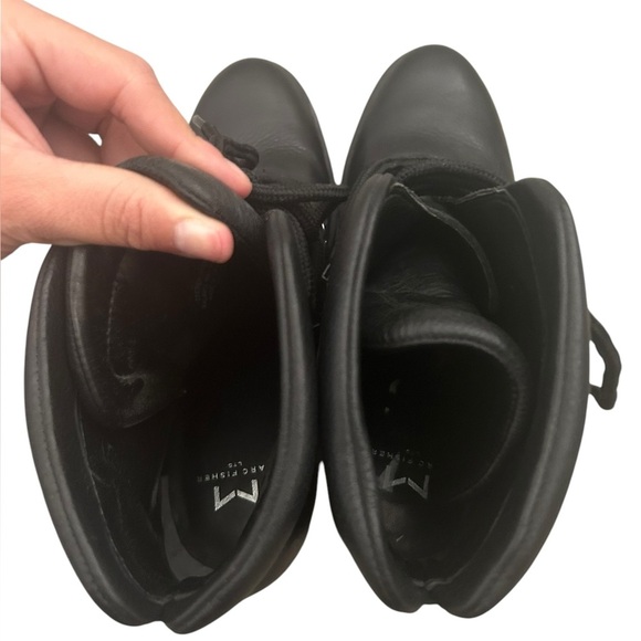 Marc Fisher Ltd Kini Booties Block Heel Black Boot Women’s Size 11 - Picture 5 of 8